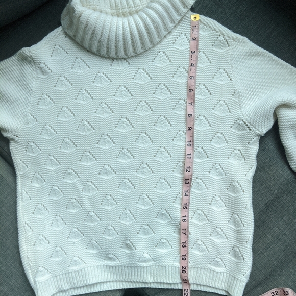 Cream knit sweater - Picture 6 of 7